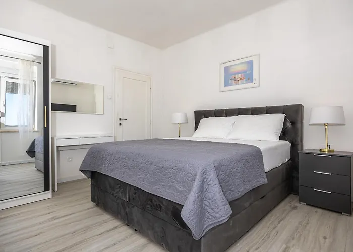 ゲストハウス Iva