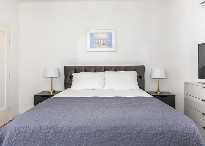 ゲストハウス Iva ツリクヴェニツァ