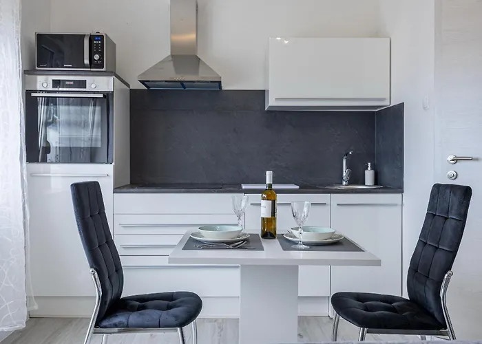 ゲストハウス Iva