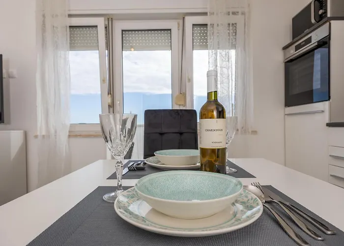 ゲストハウス Iva 3*