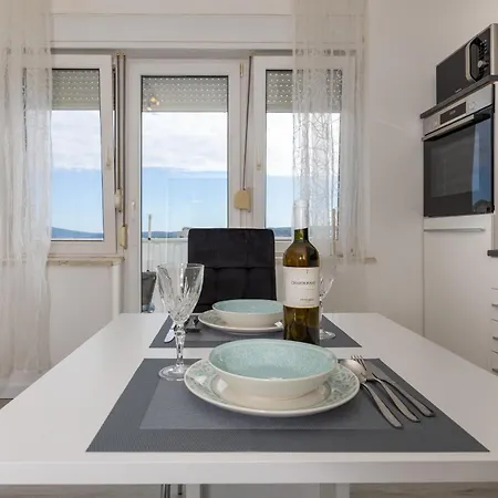 Iva Πανσιόν 3*